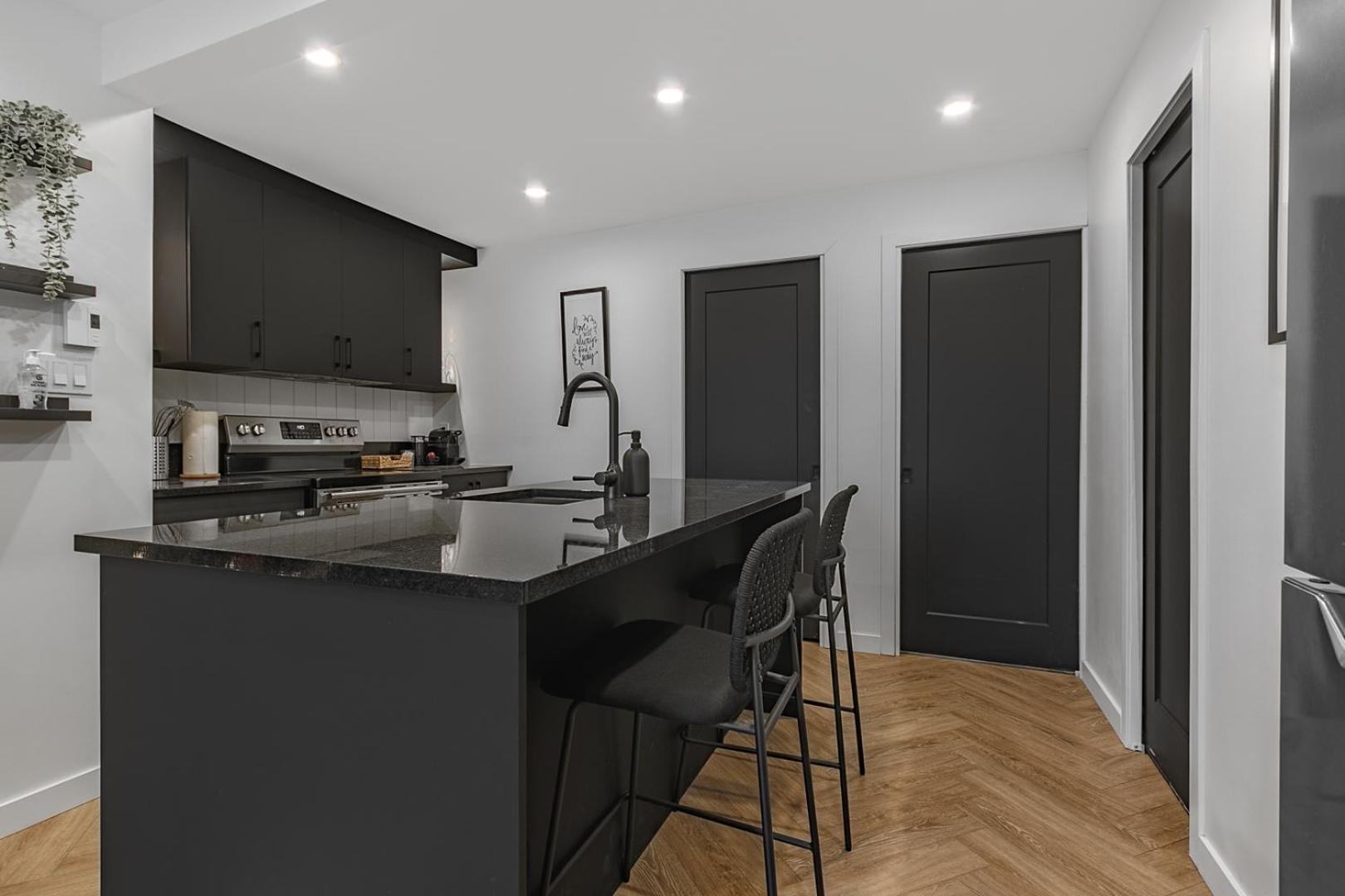 Les Appartements Du 300 Quebec City Exterior photo